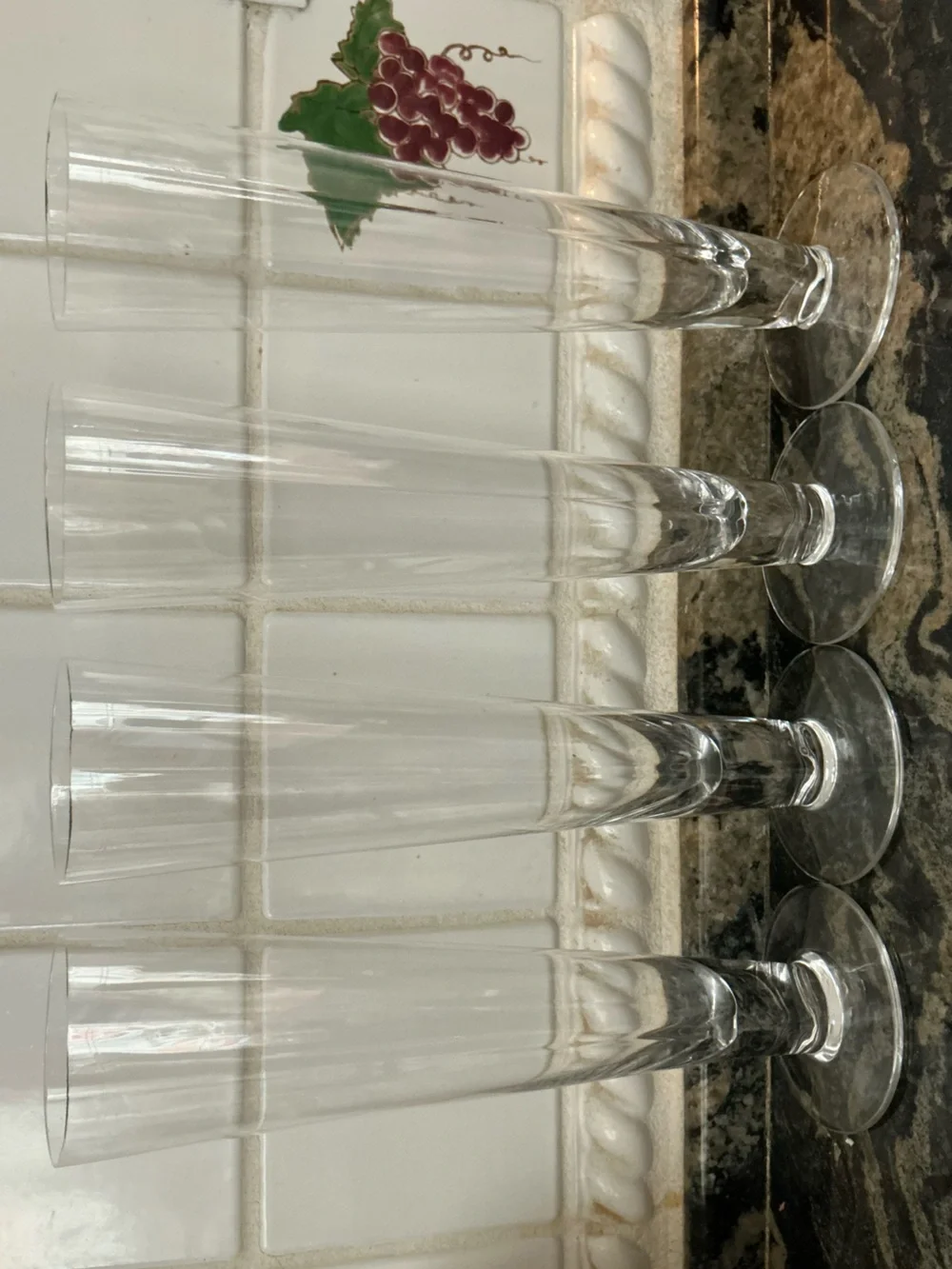 Clear Heart-Shaped Champagne Glasses - Set of 4